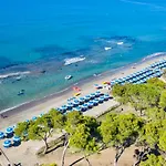 Thr - Isa-appartament 4 Beds, Air Conditioning And Private Outdoor Area In Village With 6 Swimming-pools